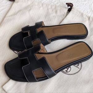 Hermes Oran Black Slide Sandals